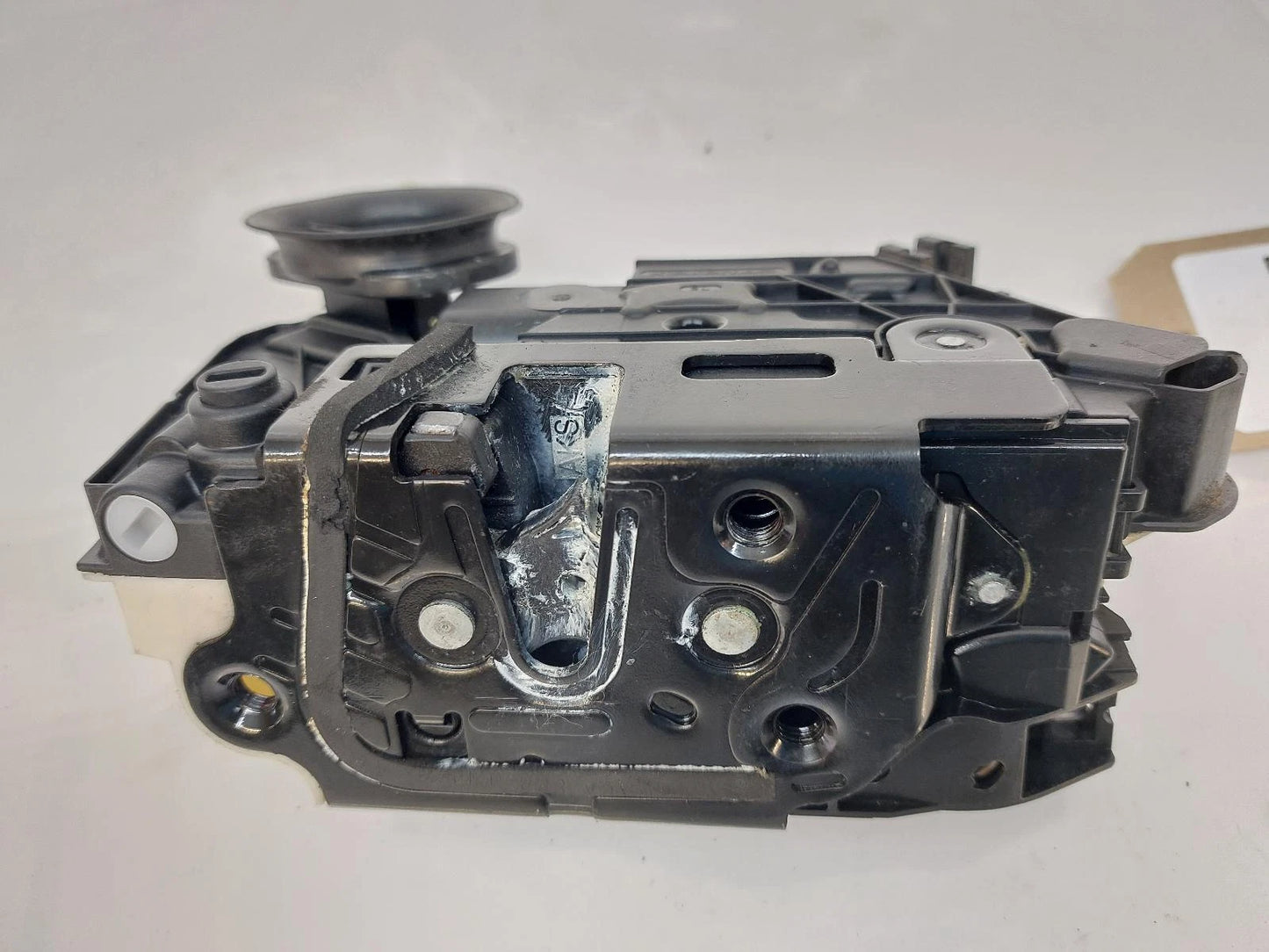 Volkswagen Golf Mk6 REAR NS LEFT Door Lock Assembly