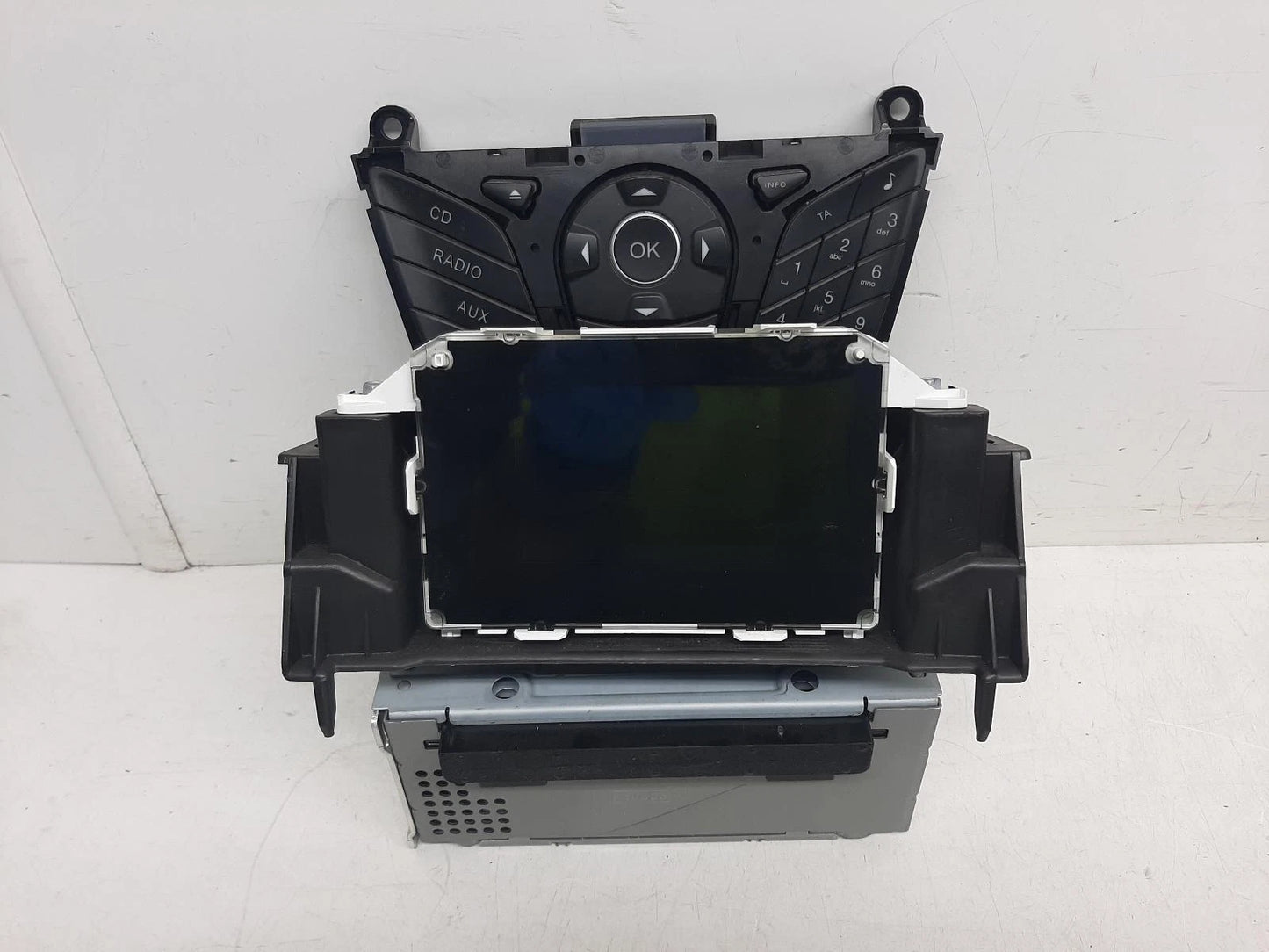 Ford Transit Courier Oem Radio/Cd/Stereo Head Unit No Code Available