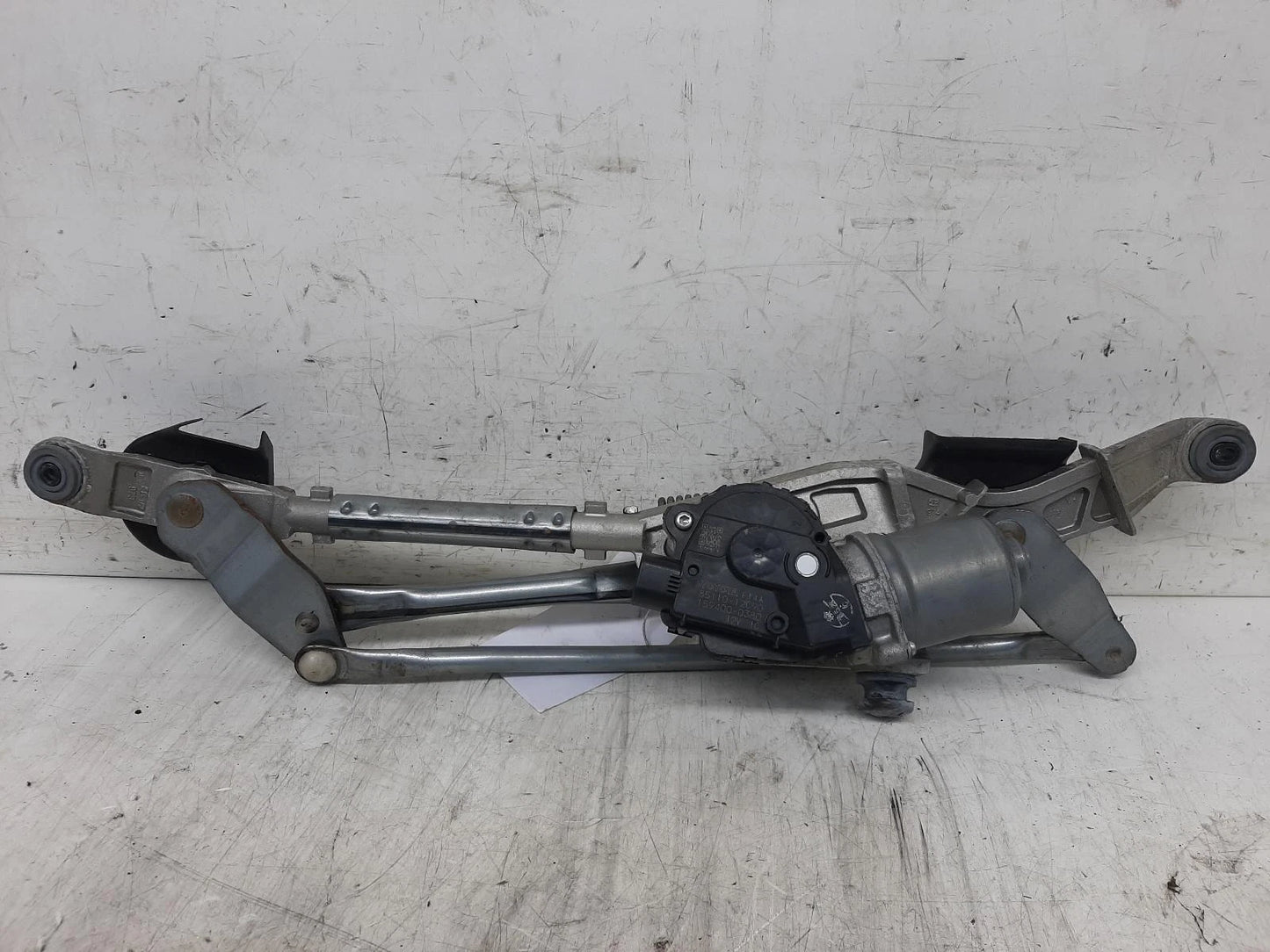 Toyota Corolla Mk12 (E210) Front Wiper Motor With Linkage