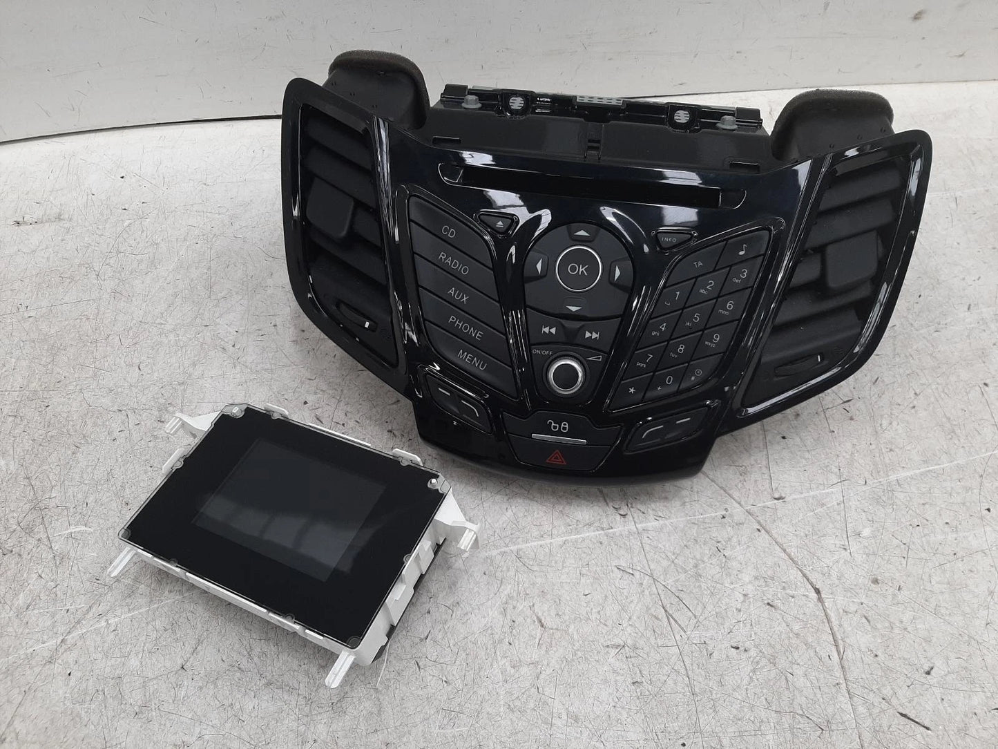 Ford Fiesta Mk7 OEM Radio/CD/Stereo Head Unit No Code Available