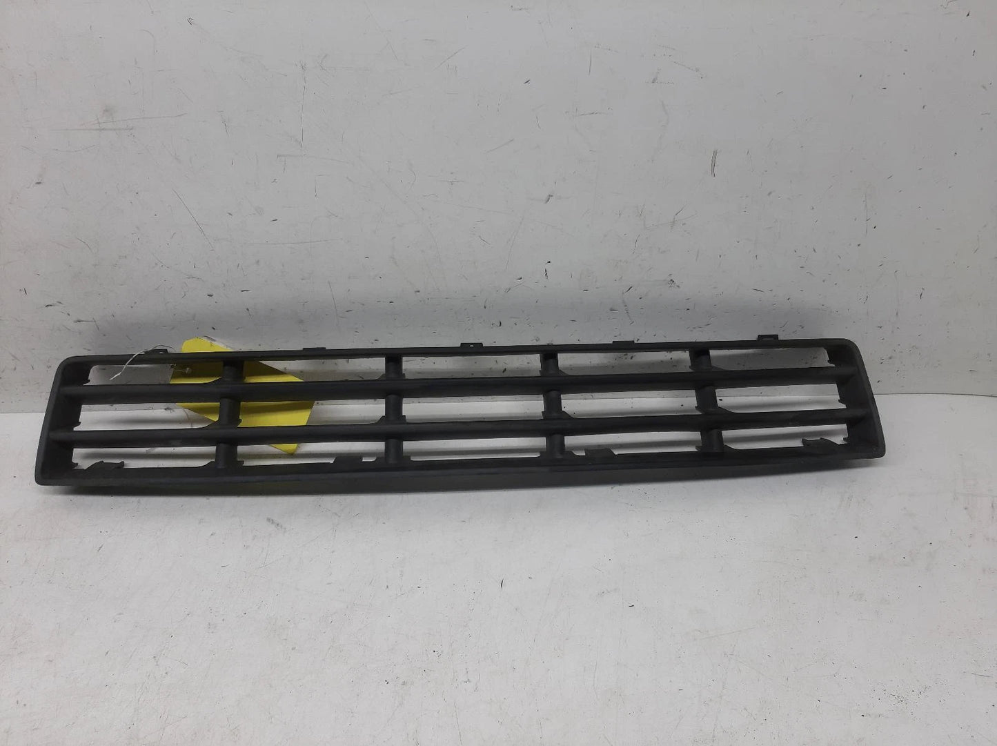 Volkswagen Golf 1J Front Lower Centre Grille Grill