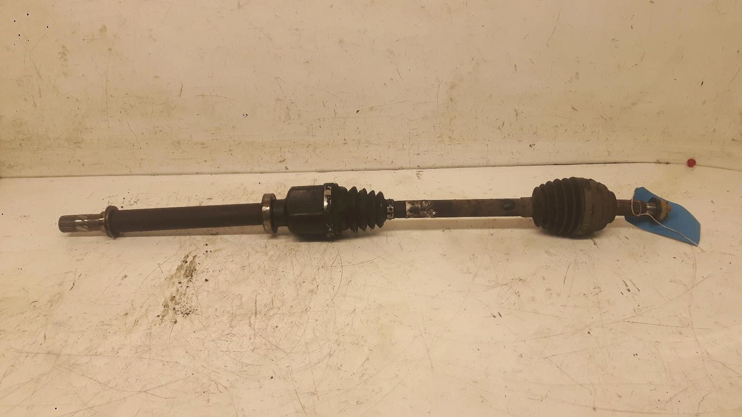 Renault Clio Iii 1.4L Petrol Manual O/S Drivers Right Front Driveshaft