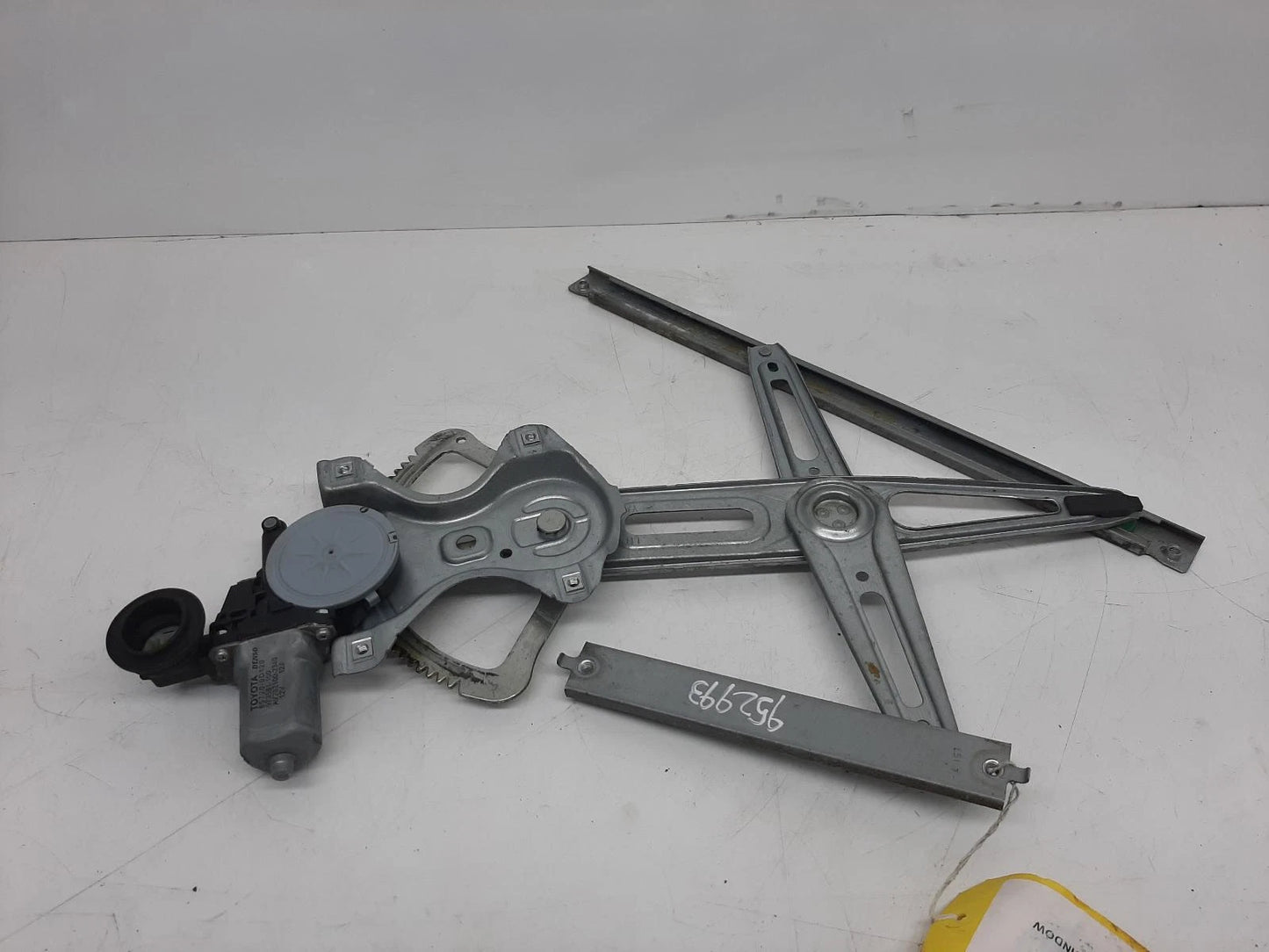 Toyota Yaris Window Regulator Front Passengers Side