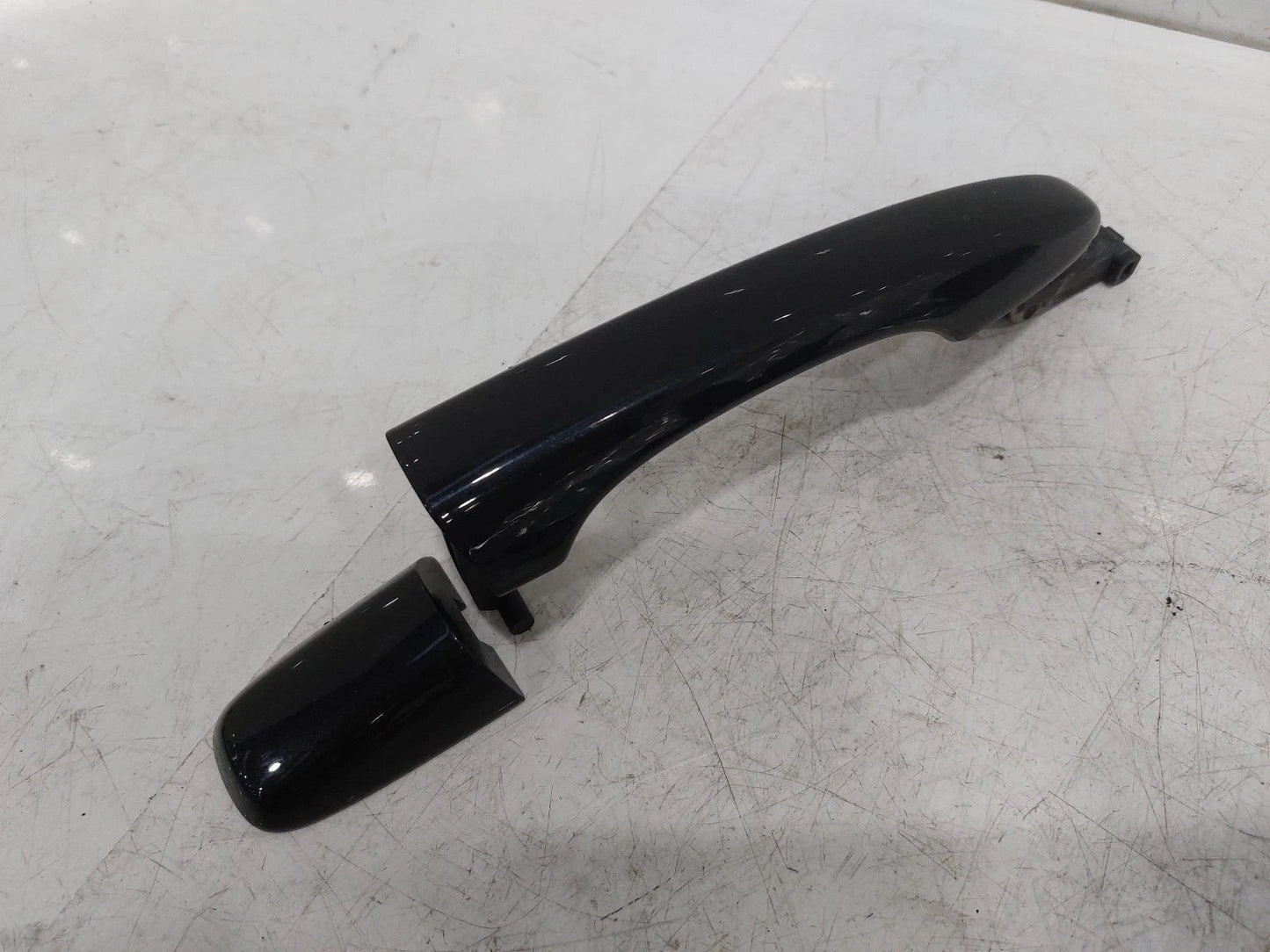 Volvo V60 Left Front Exterior DOOR HANDLE