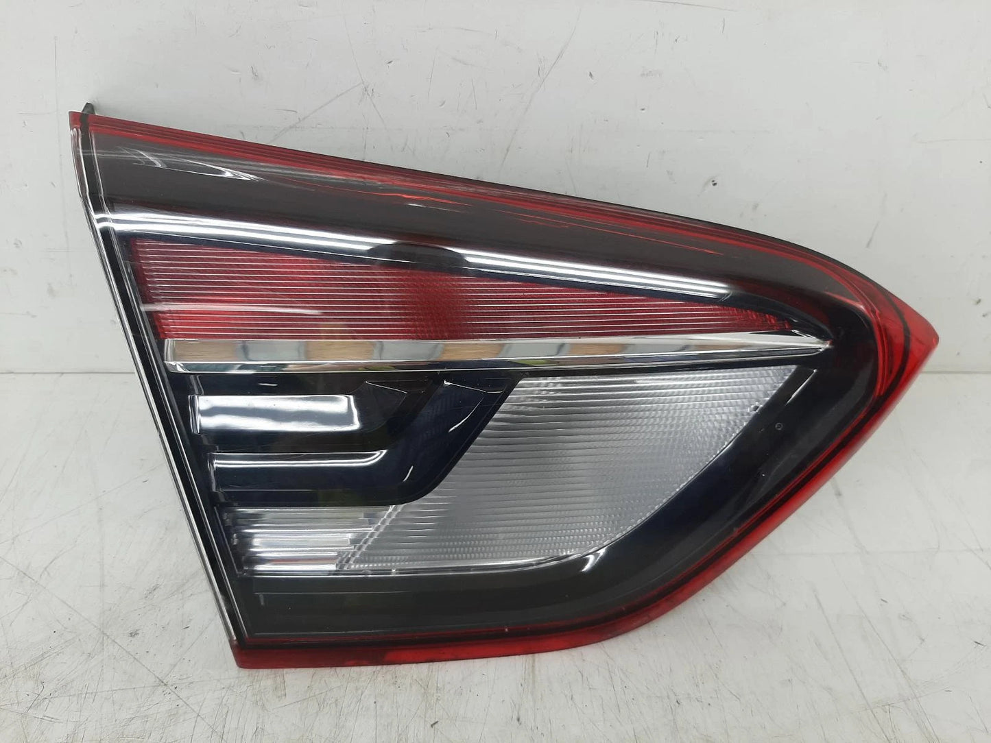Opel Mk1 Opel CROSSLAND X N/S Passengers Left Rear Taillight Tail Light