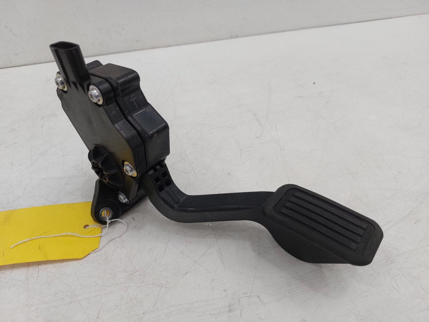 Toyota Iq Mk1 Manual PEDAL POTENTIOMETER