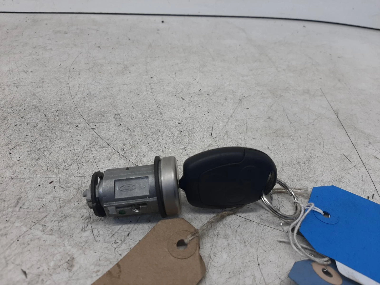 Ford Fiesta Ignition Switch W/ Key