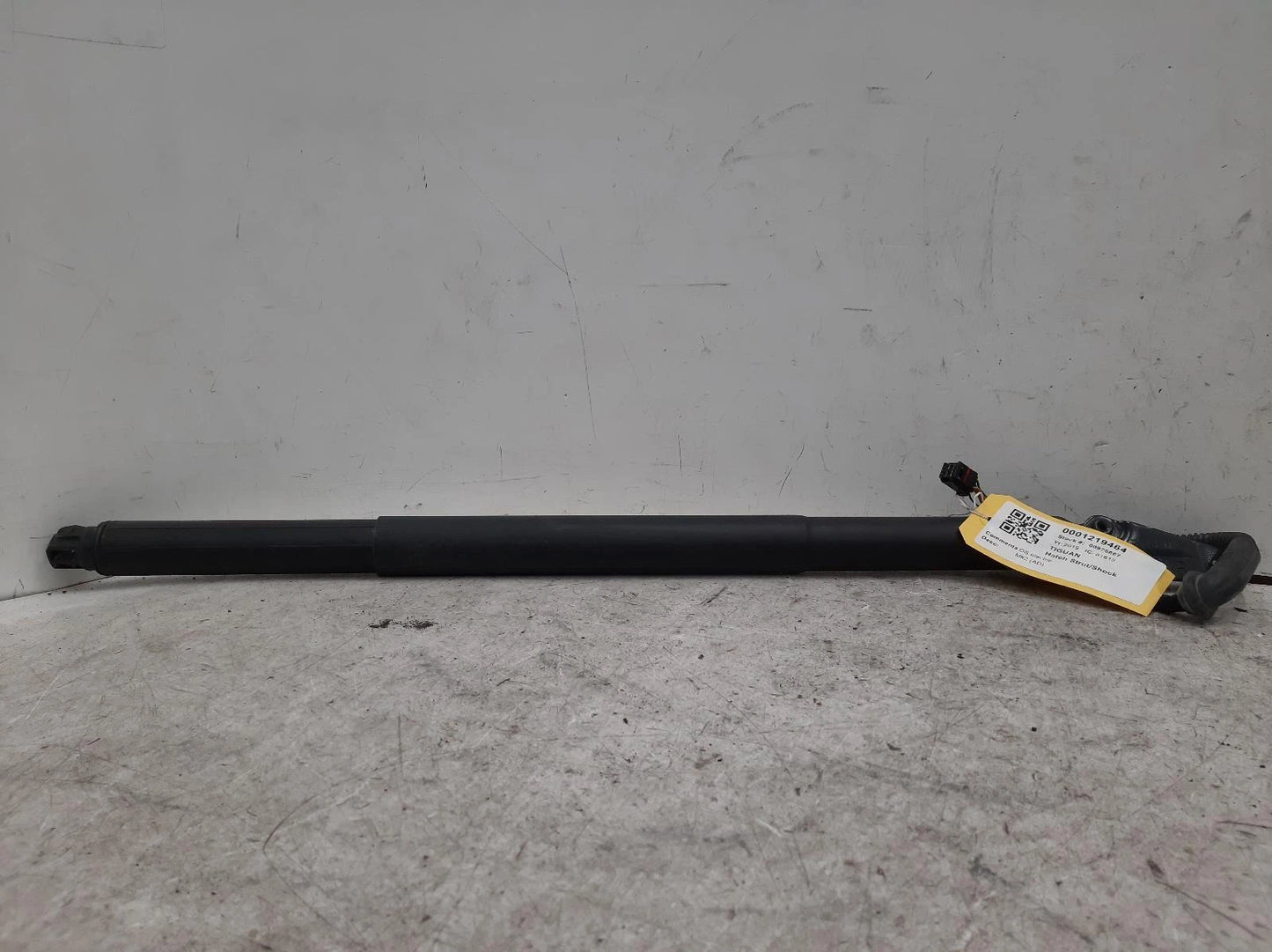 Volkswagen Tiguan Mk2 Hatch Strut/Shock