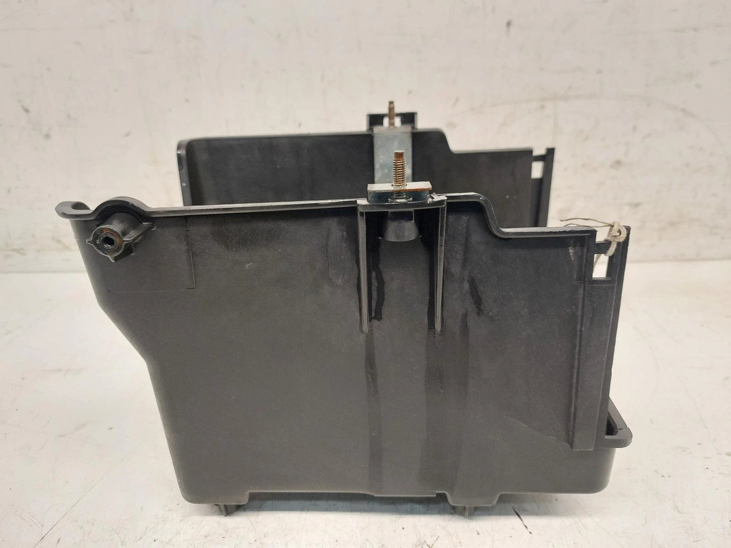 Ford Fiesta Mk7 BATTERY TRAY