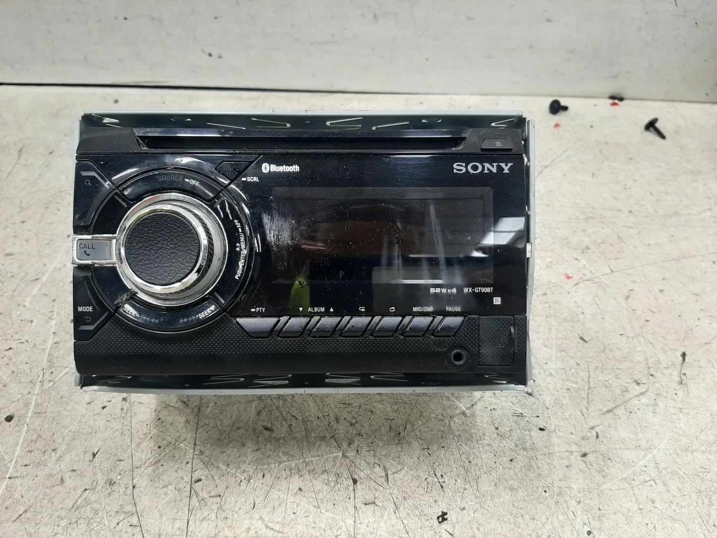 Peugeot 307 Mk1 OEM Radio/CD/Stereo Head Unit