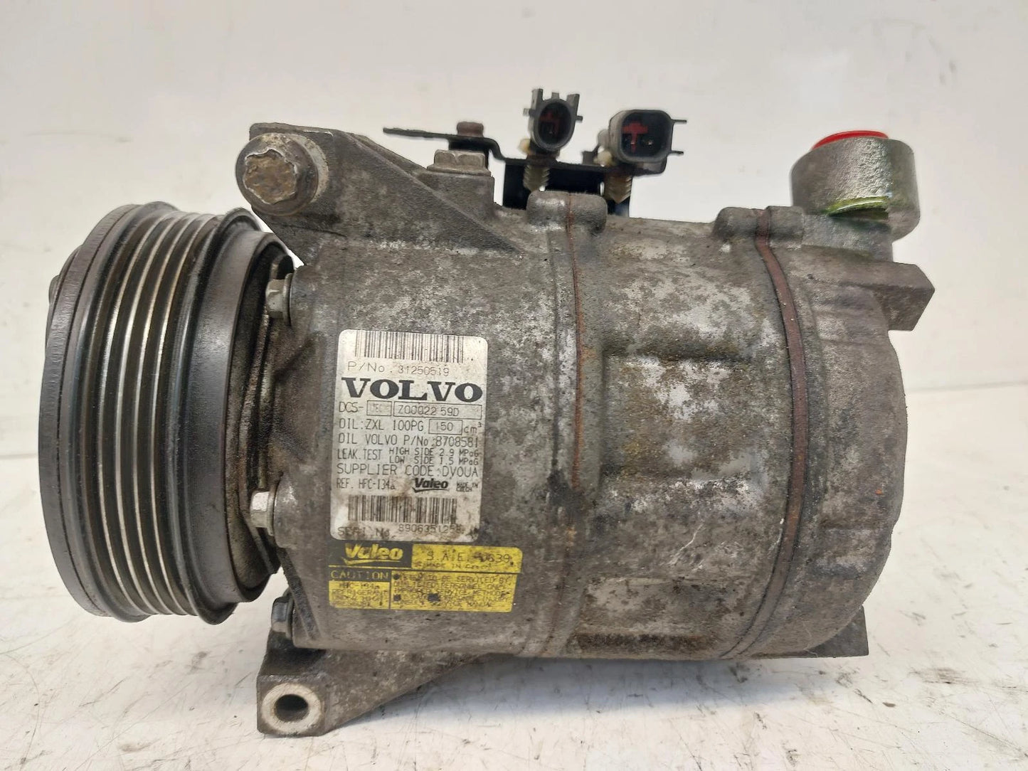 Volvo V70 Mk3 AIR CON A/C COMPRESSOR PUMP