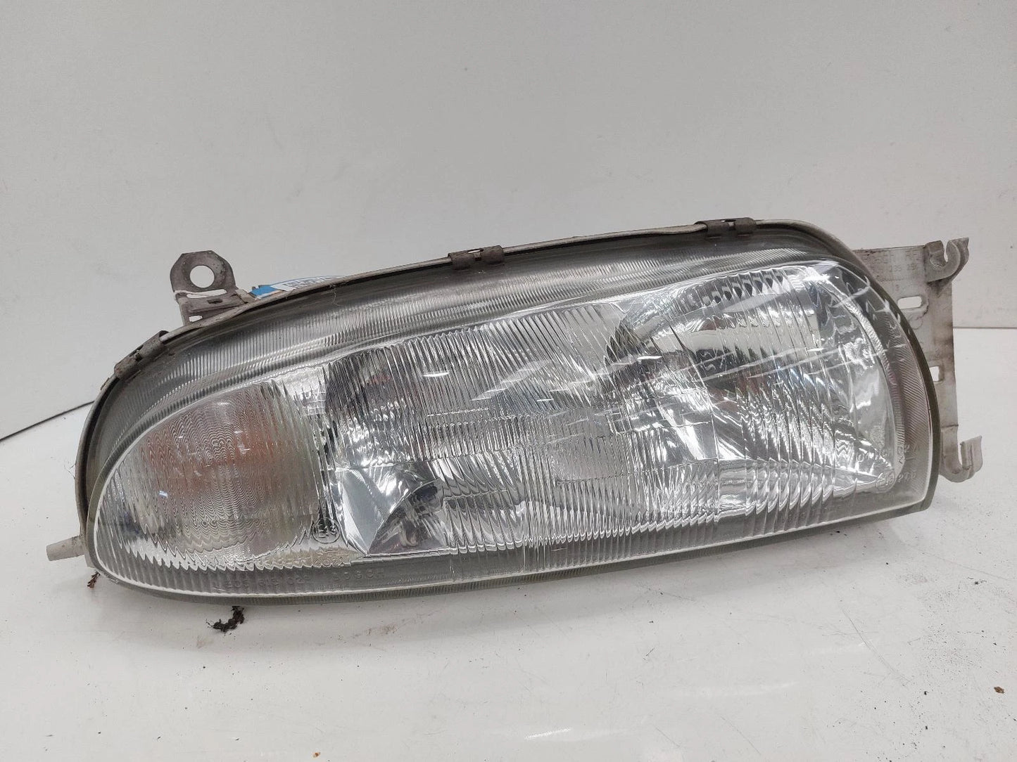 Ford Fiesta Mk4 O/S Drivers Right Front Headlight Headlamp