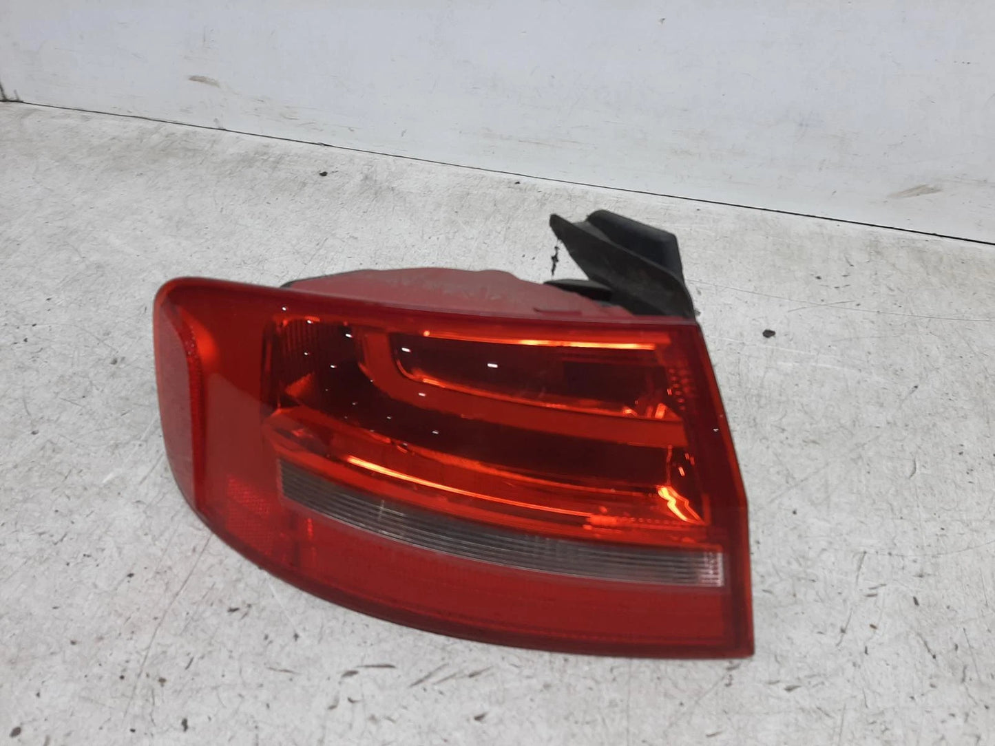 Audi A4 Mk4 (B8) N/S Passengers Left Rear Outer LED Taillight Tail Light