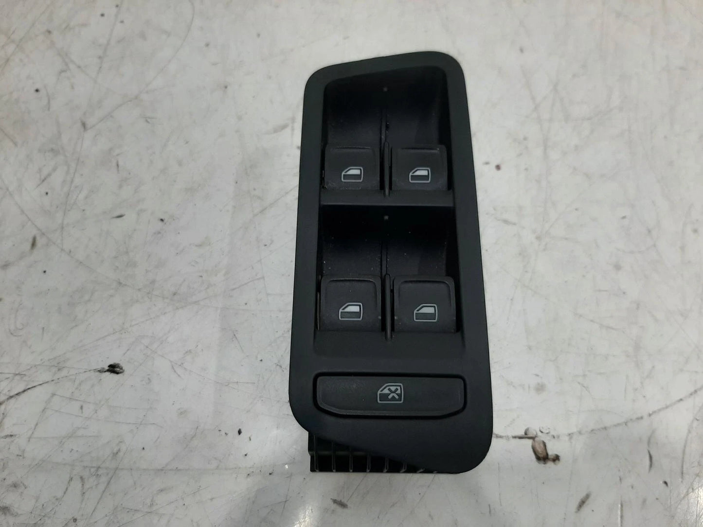 Volkswagen Golf Mk7 5G Hatch Front Right Master Window Switch