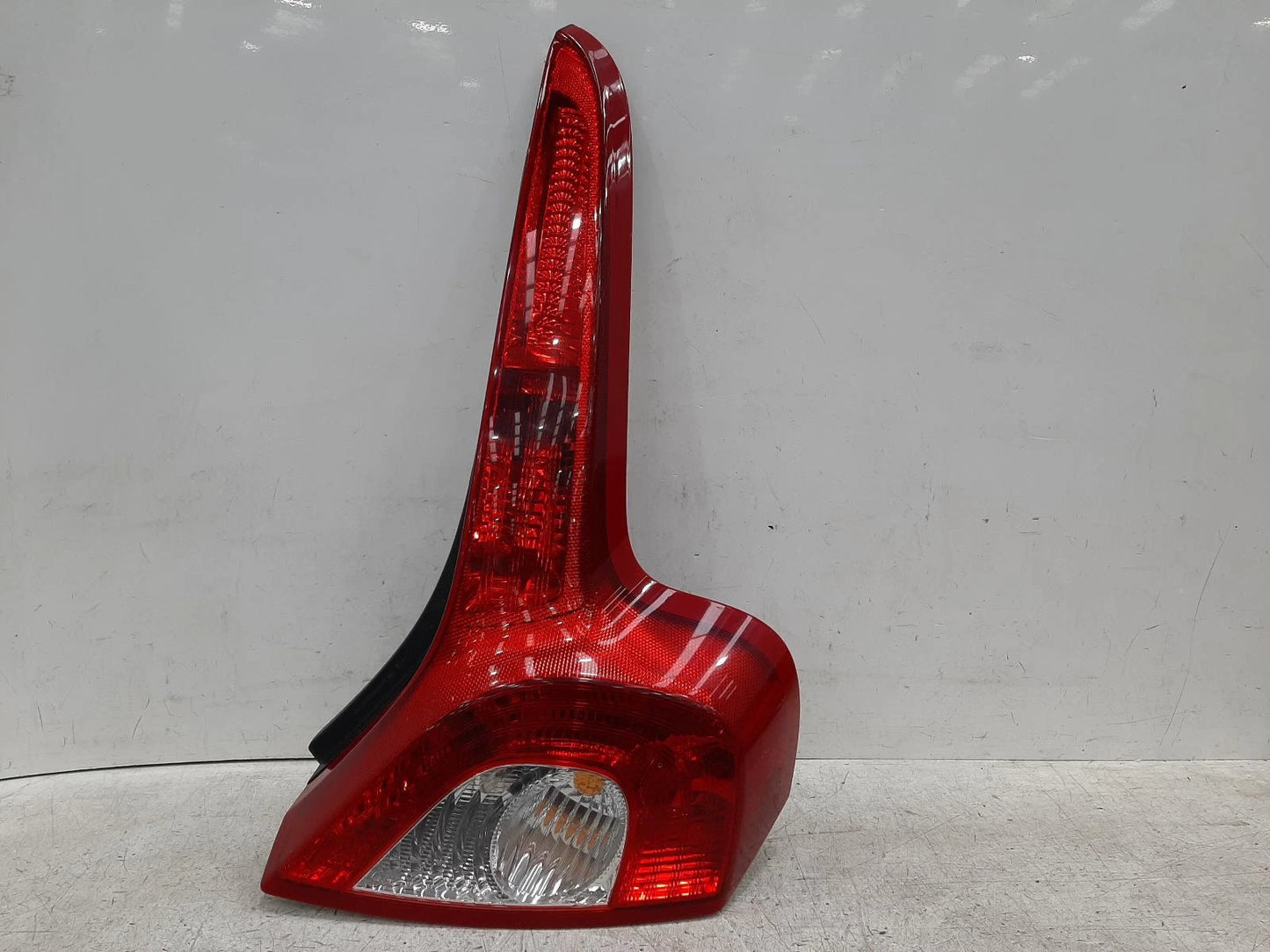 Volvo C30 Mk1 O/S Drivers Right Rear Taillight Tail Light