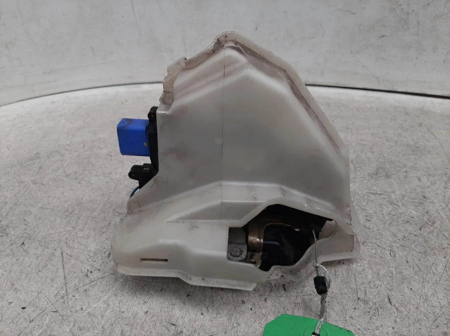 Volkswagen Golf Mk5 (1K) N/S Passenger Left Rear Door Lock Assembly