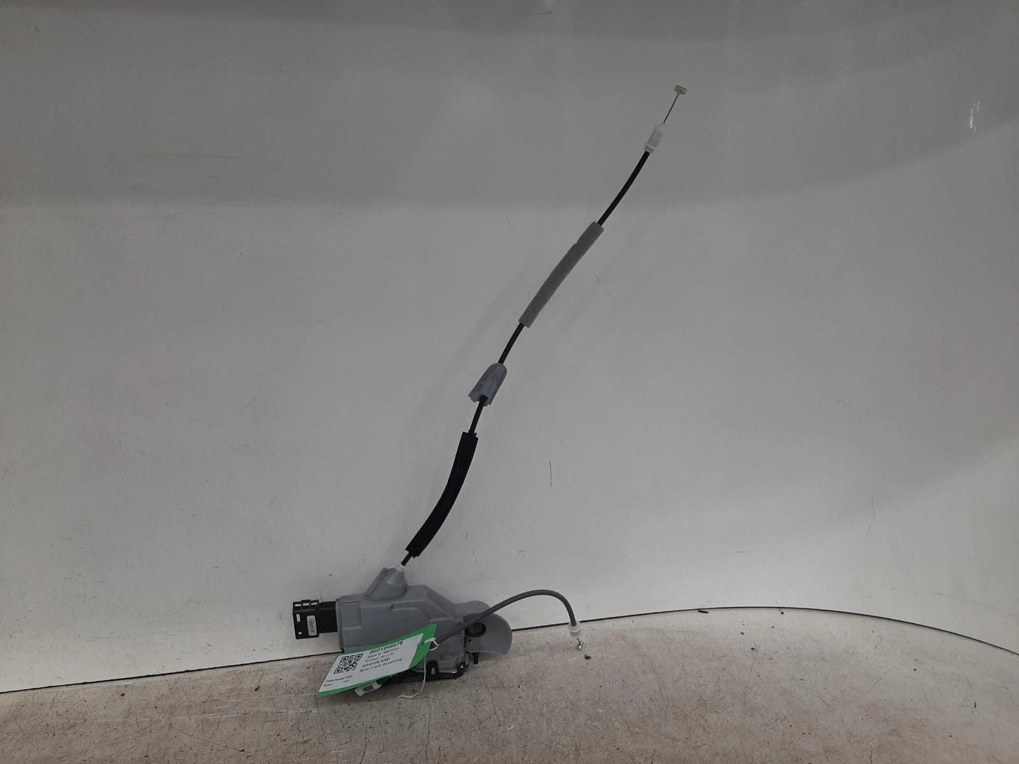 Opel Grandland Mk1 N/S Passenger Left Front Door Lock Assembly