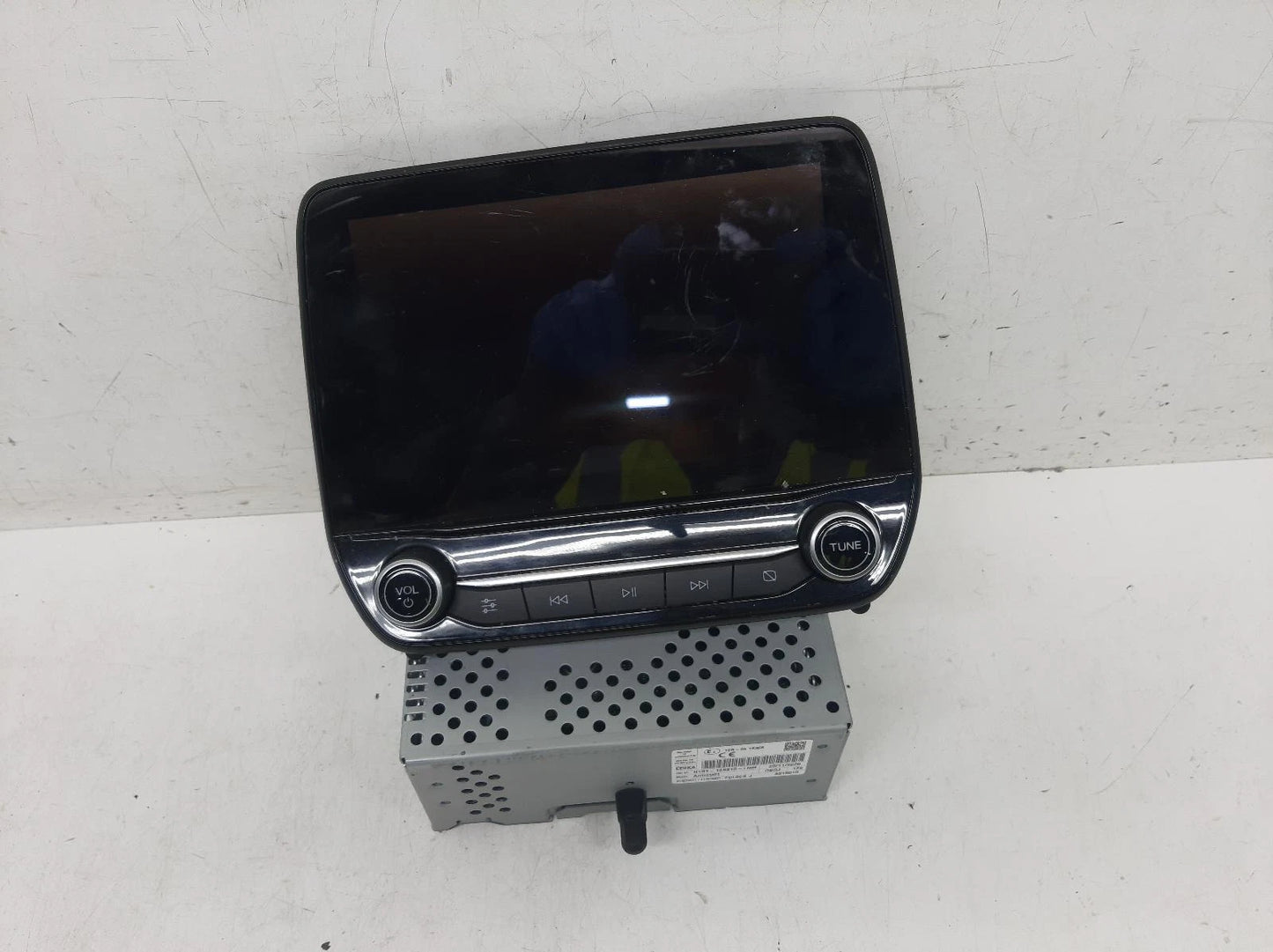 Ford Fiesta Mk8 OEM Radio/CD/Stereo Head Unit No Code Available