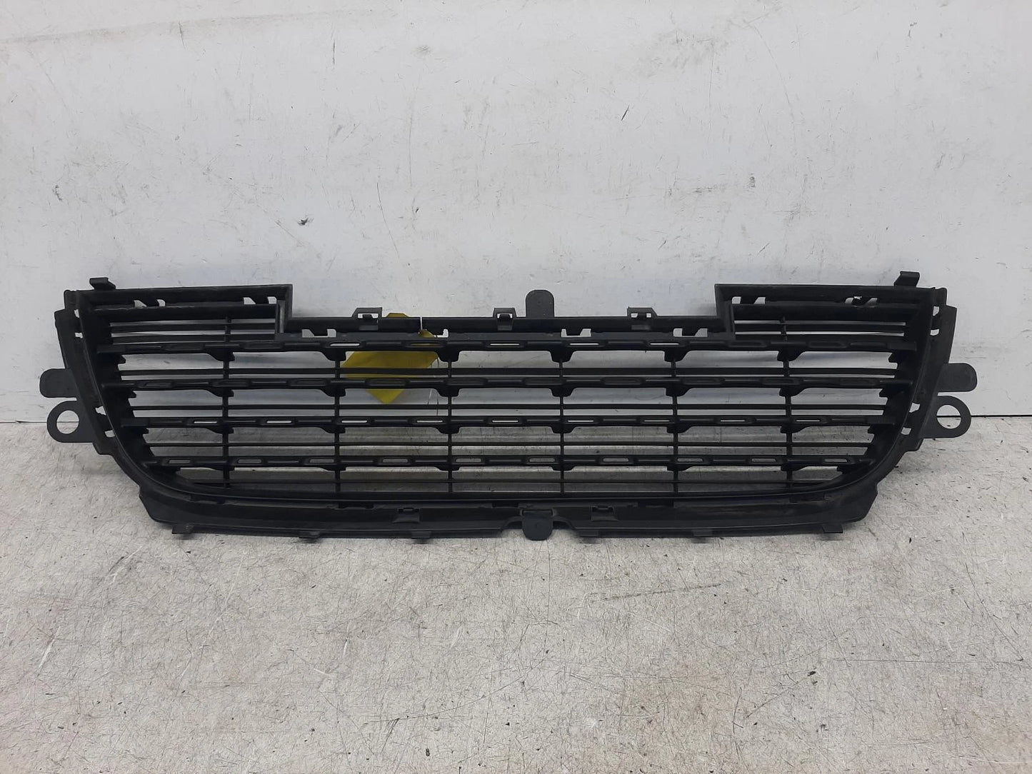 Peugeot 2008 Mk1 Front Centre Black Grille Grill