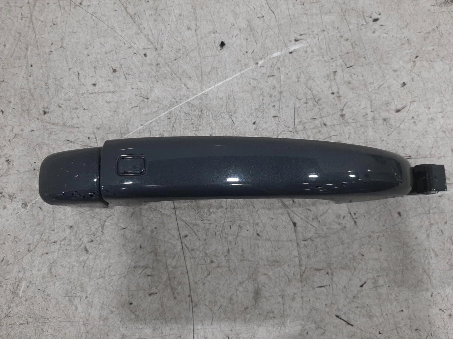 Audi A1 8X Left Rear Exterior DOOR HANDLE