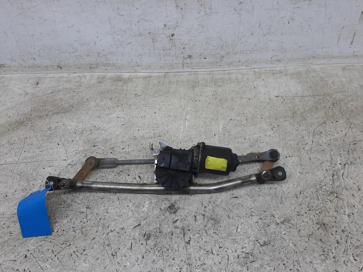 Peugeot Bipper Mk1 Front Wiper Motor With Linkage