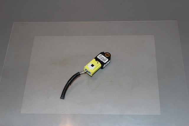 Toyota Avensis Airbag Sensor Rear Passengers Side