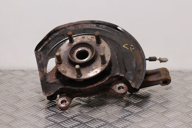 Nissan Qashqai Stub Axle with Hub and Bearing Front Drivers Side