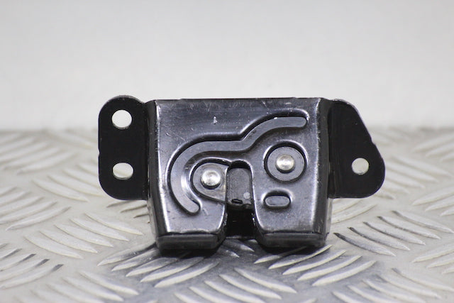 Hyundai i10 Tailgate Boot Lock