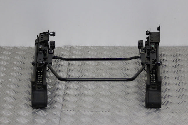 Kia Sportage Seat Front Drivers Side - Base