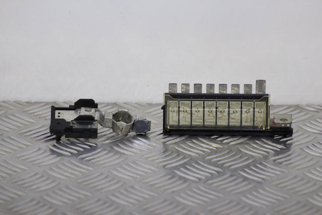Hyundai ix35 Battery Fuse Board