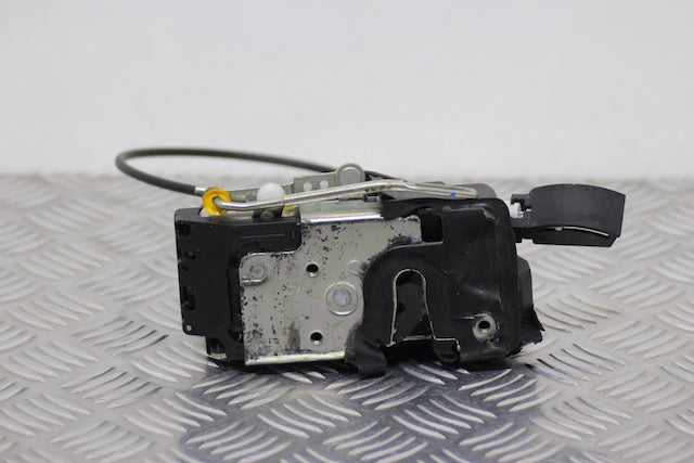 Ford Fusion Door Lock Mechanism Rear Passengers Side