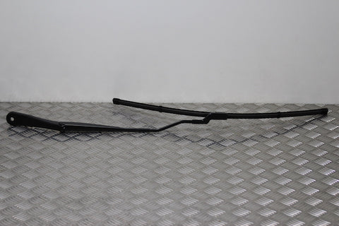 Renault Clio Wiper Front Drivers Side (2020)
