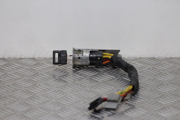 Peugeot 106 Ignition Switch with Key (1994) - 1