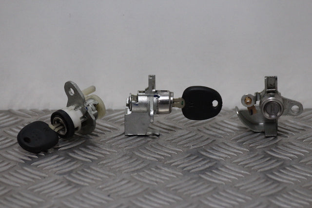 Hyundai i10 Door Lock Barrel with Key Front Drivers Side