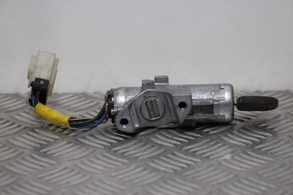 Nissan Almera Ignition Switch with Key (1999) - 1