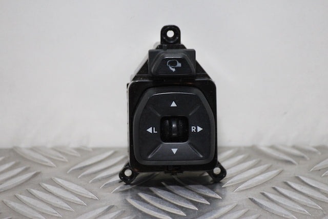 Hyundai Ix35 Door Mirror Control Switch