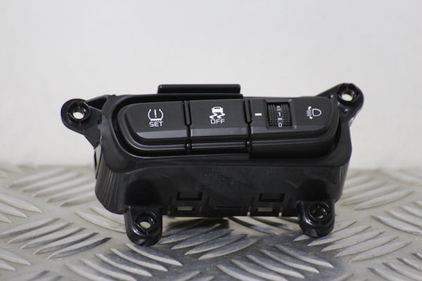 Kia Picanto Headlamp Adjuster Switch (2019) - 1