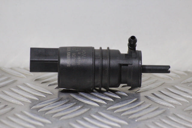 Renault Clio Windscreen Wash Water Bottle Motor