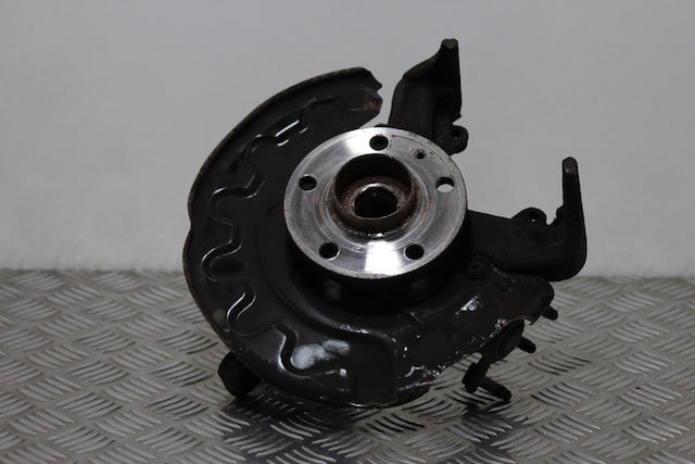Volkswagen Polo Stub Axle with Hub and Bearing Front Drivers Side