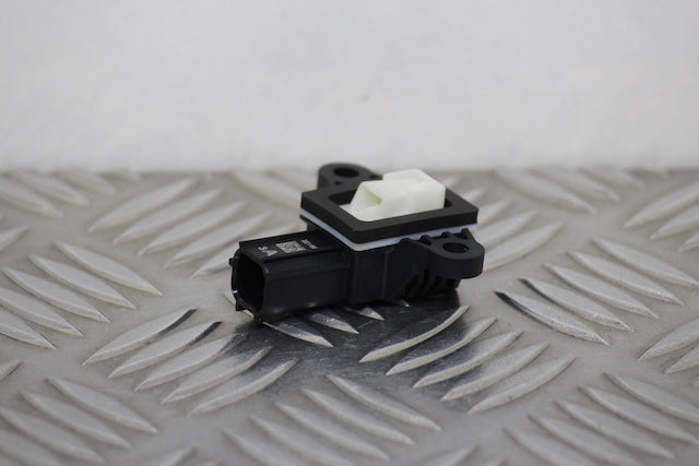 Hyundai i10 Door Airbag Sensor Front Passengers Side