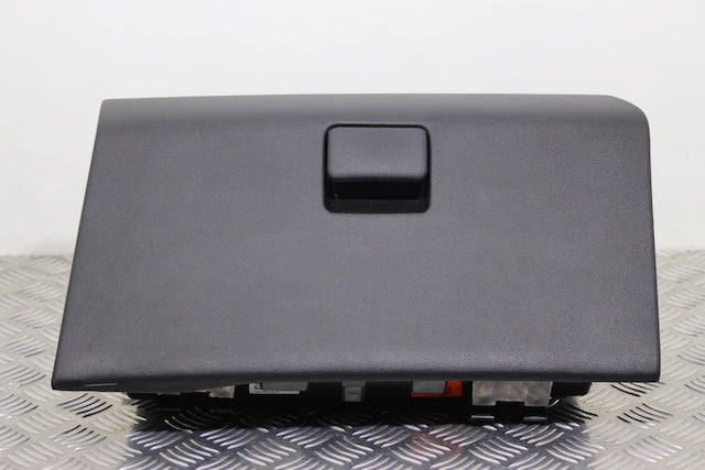 Hyundai i10 Glove Box