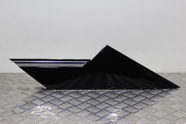 Opel Astra Quarter Panel Upper Trim Passengers Side