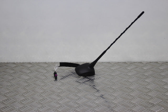 Opel Astra Aerial with Socket