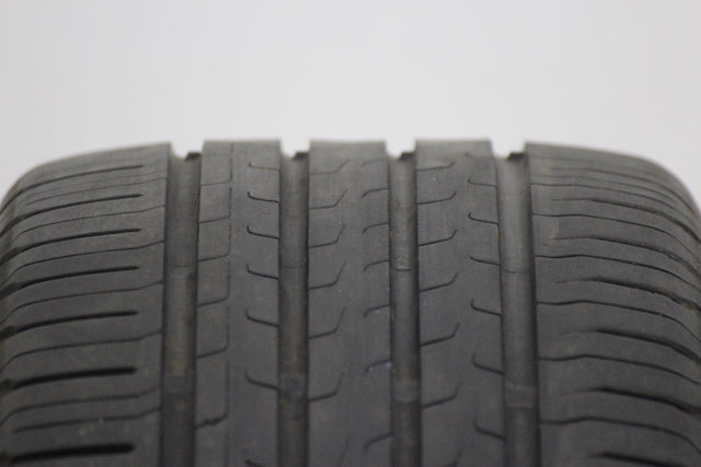 Opel Astra Tyre Front Passengers Side 225/45/17