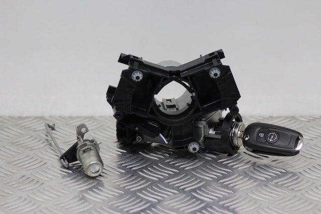 Opel Astra Ignition Switch with Key