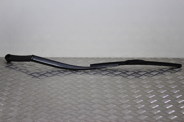 Hyundai i30 Wiper Front Passengers Side