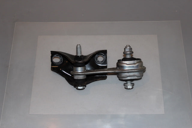 Renault Captur Engine Mounting Rear