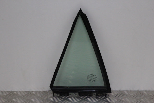 Toyota Avensis Door Quarter Window Glass Rear Passenger Side