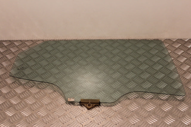 Kia Ceed Door Window Glass Rear Drivers Side