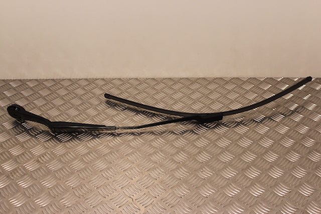 Ford Focus Wiper Front Drivers Side